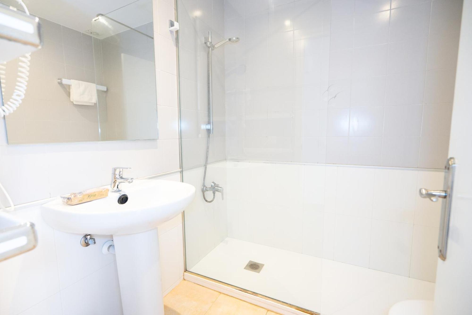 Apartamentos Annabel'S I Cala Galdana  Eksteriør billede